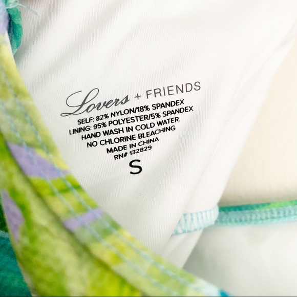 Lovers + Friends Tropical Oasis Ruffle One Piece Swimsuit Lilac Palm XS S NWT - Picture 11 of 12